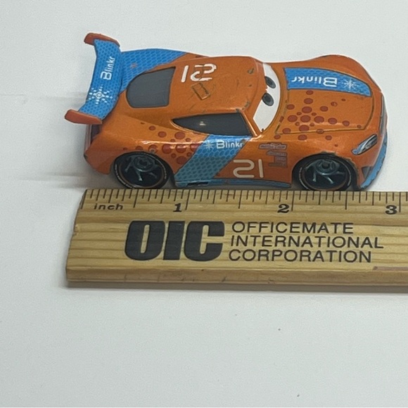 disney pixar cars ryan inside laney next gen piston cup racers blinkr sponsor - Picture 2 of 7